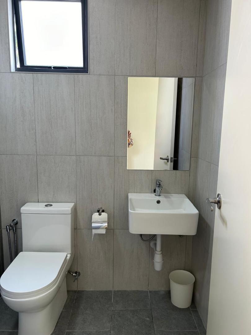 Bayu Apartment Shah Alam